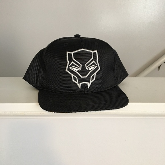 Disney Other - Black Panther hat
